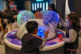 城事｜暂别了！上海科技馆明晚闭馆，启动最大规模升级改造图片