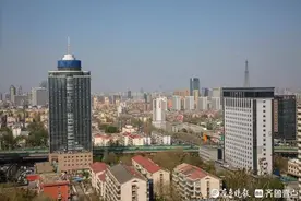 济南东部有个独特主题公园--燕翅山图片