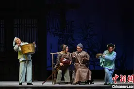 邵阳花鼓戏《豆腐西施》首次晋京演出带来火辣辣湘味图片