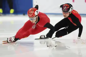 短道速滑冠军赛｜孙龙力压刘氏兄弟斩获双冠图片