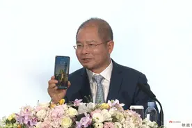 华为回应5G手机何时回归：需待美国商务部许可视频封面