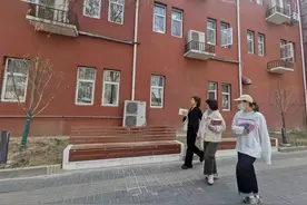 位置不合理、使用不舒适……城市公共座椅好看还得好用图片