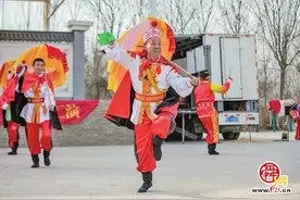 记者对话济阳鼓子秧歌非遗传承人：文化交流让鼓子秧歌走向世界图片