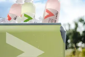 农夫山泉维他命水上新：一个上市13年的品牌如何持续与年轻人对话？图片