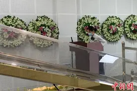 “95后”殡仪师：送别逝者 从中感悟生命的厚重图片