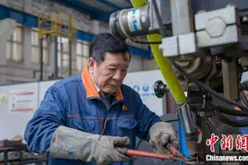 【好评中国·走进湖南】网络梗之外，他们才是真实的大国工匠图片