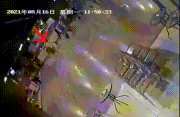 老人学国标舞摔倒骨折，起诉老师学员索赔28万！图片