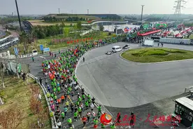 男女组冠军出炉！2023雄安半程马拉松圆满结束图片