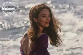 《小美人鱼》真人电影人类公主剧照 比黑人鱼好看多了图片