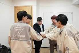 从“背景板”到“大反派”，这支和平精英战队春决“不得虚”图片