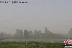 沙尘气团严重影响浙江 因海上沙尘回流过境时间延后图片