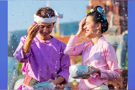 节庆云南丨泼水节：水花怒放 飞溅着幸福与吉祥图片