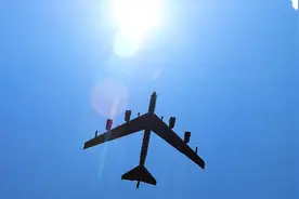 “全球雷霆”核演习开启 美国核大棒挥向谁？视频封面