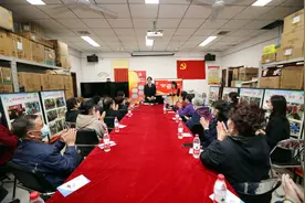 拍摄学习文件转发好友造成泄密，提醒：这些场景不能随便拍！图片