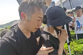 “杭州女童被保姆遗留电梯坠亡案”18日开庭，父亲：不接受经济赔偿，希望严惩保姆图片