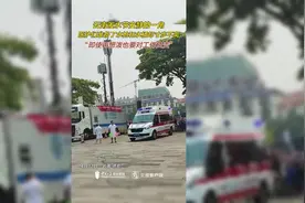 医护们准备了水枪和水桶却因责任寸步不离图片