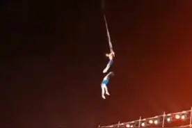 杂技演员坠亡，演出效果再高也高不过生命图片