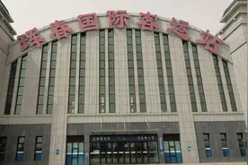 实探东北边境小城珲春：对俄贸易持续向好 整车出口成新亮点｜一线调研看新局图片