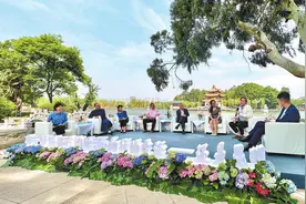 一江春月是昆明图片