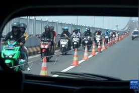 印度尼西亚：开斋节前出行潮图片