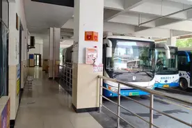 杭州推公共交通出行优惠：学生半价，地铁公交换乘再优惠图片