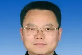 安徽一正厅级干部有了新身份图片