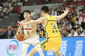 主场不敌广厦队，广东队21年来首次无缘四强图片