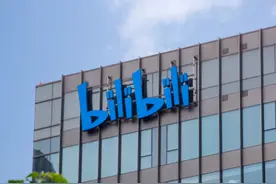 B站千万粉丝UP主回应停更：接不到广告 收入还不够交租图片