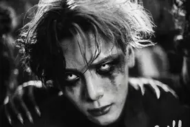 王嘉尔上线新英文单曲，科切拉音乐节表演登多国趋势榜榜首图片