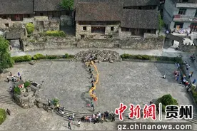 4月26日新闻早餐图片