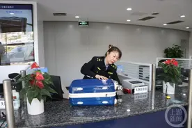 出租车拒载、绕道怎么办？遗失物品如何找？这份提示请收下图片