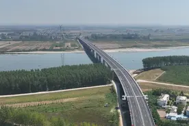 沙洋：构建多式联运新格局 畅通产业强县“大动脉”图片