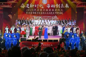 职工演、演职工，北京市第十四届职工文化艺术节开幕图片