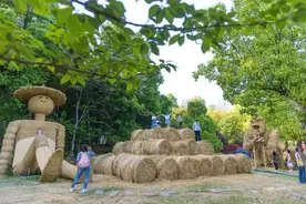 巨型稻草、萌宠乐园、赛车漂移、帐篷露营……“五一”石燕湖等你来打卡！图片