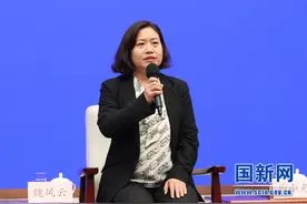 “船厂花木兰”电焊工魏凤云答上游新闻：把脖子上的伤疤看成“烫成的项链”图片