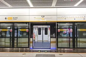 深圳地铁14号线、16号线压缩早高峰行车间隔图片