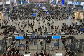 65.1万！铁路上海站单日旅客发送量创历史新高图片