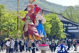 “五一”假期首日，连云港大花果山景区人气火爆图片