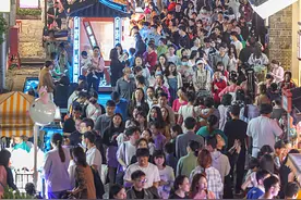 北青快评｜五一再现“交换旅游”，须防“引狼入室”图片