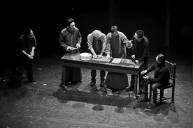 音乐剧《觉醒年代》首演大胆尝试“一唱到底”图片