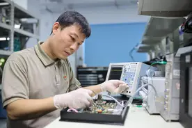 全国五一劳动奖章获得者李天明：做地铁的“脑科医生”图片