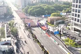 2023上海女子半马鸣枪开跑 以别样方式迎五一图片