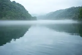 这个五一，来郴州看雾漫小东江图片