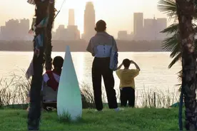 沙滩落日派对、时空隧道音乐会，“夜”东湖潮流升级图片