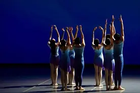 第十三届芭蕾创意工作坊上演 中芭青年编导展现创作力量图片