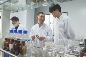 戴军：弘扬工匠精神 推动科技创新图片