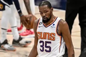 KD：现在到我们捍卫主场了，要用更强的对抗去防守默里和MPJ图片