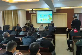 增强交通安全意识 提高自我防范能力图片