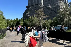 “五一”消费市场见闻|环球影城里的欢乐时光图片