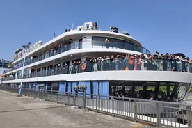 “五一”游客量增长3125.7% 三峡水上游强劲复苏图片